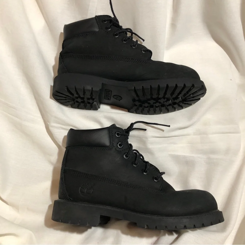 Timberland Black Youth Boots Size 3